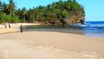 Ngeri, Ada Sudut Mistis di Pantai Srau Pacitan