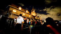 Antrean masuk ke dalam rumah hantu (Dok. House of Horror Park)