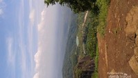 panorama embung dari gardu pandang gunung api purba
