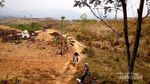 Nikmati Alam Hambalang Naik Motor Cross, Seru Banget!