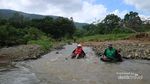 Nikmati Long Weekend dengan Tubing River