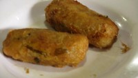 Paling asyik makan sotoya ditemani pergedel kentang