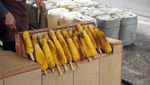 Nikmatnya Makan Jagung Bakar Sambil Memandang Kota Medan