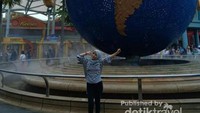 Berfoto gratis di depan Universal Studio