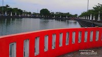 Polder Tawang terletak di antara stasiun Tawang dan gereja Blendug
