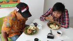 Nyam! Nikmatnya Ketoprak Khas Betawi