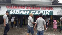Kedai makan Jadah Tempe Mbah Carik