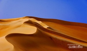 Offroad di Gurun Sahara, Serunya Bukan Main!