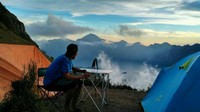 Senja di Pelawangan Sembalun