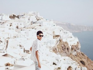 Oh... Santorini, Kenapa Kau begitu Indah?