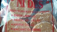 Saka Lawang atau gula tebu yang berwarna kecoklatan