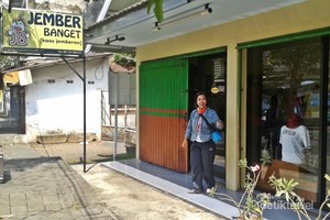 Oleh-Oleh Unik dari Jember, Kaus Bahasa Jemberan!