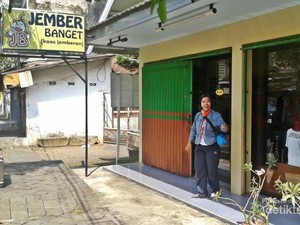 Oleh-Oleh Unik dari Jember, Kaus Bahasa Jemberan!