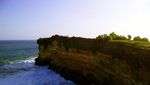 Pacitan Punya Pantai Seindah Ini