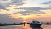 indahnya pesona sunrise di pantai sanur