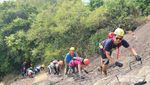 Panjat Tebing Gunung Batu Andesit Tertinggi di Indonesia