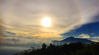 Keindahan Alam Sekitarnya yang Aduhai Eksotis