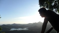 Menikmati pagi di Kalibiru