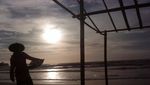 Pantai Anyer Punya Sunset yang Cantik