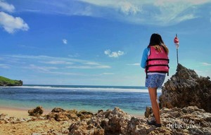 Pantai Asyik Buat Basah-basahan di Gunungkidul