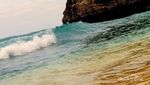Pantai Balangan di Bali, Serasa Berenang di Langit