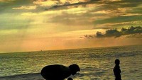 Sunset di Pantai Balangan
