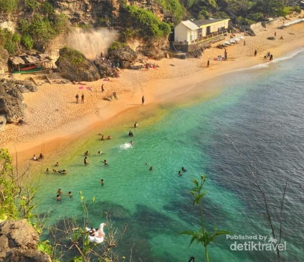  Pantai  Balangan Pesona Pantai Bali  yang Sebenarnya