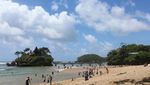 Pantai Balekambang, Tanah Lot dari Malang