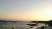 Senja di Pantai Bara