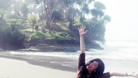 Pantai Batu Hiu