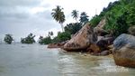 Pantai Batu Kalang, Destinasi Libur Sekolah di Pesisir Selatan