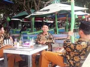 Pantai Buat Santai di Jepara