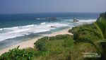 Pantai Buyutan di Pacitan, Belum Banyak Orang Tahu