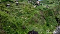 Lembah Menguneng Pantai Menganti