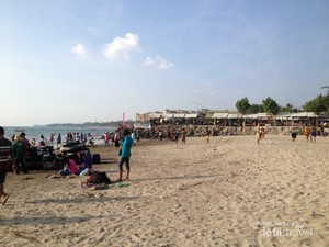 Pantai di Bali? Bukan, Ini Pantai di Anyer