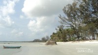 Sisi utara Pantai Romodong