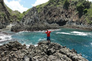 Pantai di Lombok Seperti di Film Fiksi