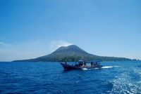 Pantai Di Pulau Anak Krakatau, Tak Kalah Cantik