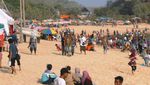 Pantai Indrayanti di Gunungkidul, Suasananya Seperti di Bali