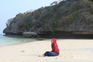 Pantai Ini Punya Pasir Selembut Tepung Terigu