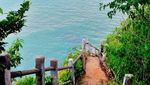 Pantai Karang Blong, Tempat Wisata Eksotis di Anyer