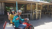Serunya naik APV, aktifitas yang bisa dilakukan di pantai klayar