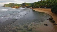Pantai Krakal (Melodi Machua)