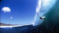 Ombak di Pantai Lakey (sumber: beach-indonesia.blogspot.com)