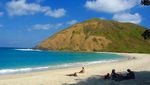 Pantai Mawun, Lukisan Tuhan nan Cantik di Lombok