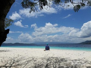 Pantai Molana, Keindahan Tersembunyi di Ambon