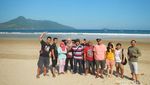Pantai Mustika Banyuwangi, Saingan Berat Pulau Merah