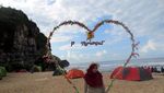 Pantai Ngrumput di Gunungkidul, Tempat Kemping Paling Asyik