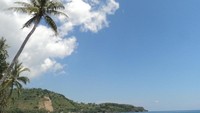 Sisi selatan Pantai Nipah.