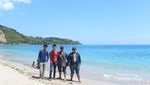 Pantai Nipah di Lombok, Airnya Sebening Kaca